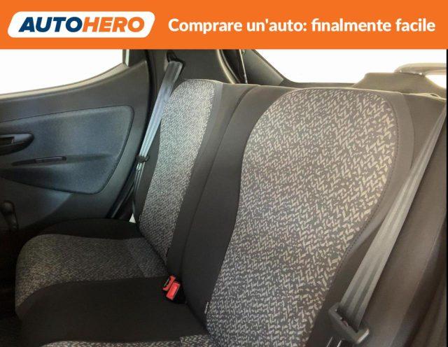 LANCIA Ypsilon 1.0 FireFly 5 porte S&S Hybrid Ecochic Silver