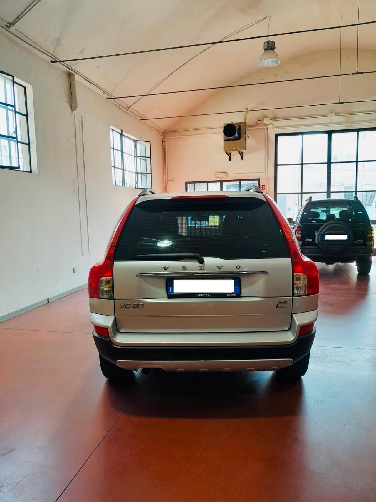 Volvo XC 90 XC90 D5 AWD Geartronic Polar PLUS 7 POSTI-LEGGI BENE-