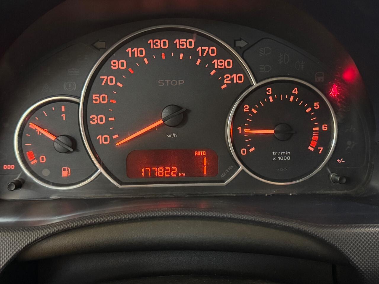 Peugeot 1007 1.6 Trendy Automatica Tutti i lavori eseguiti