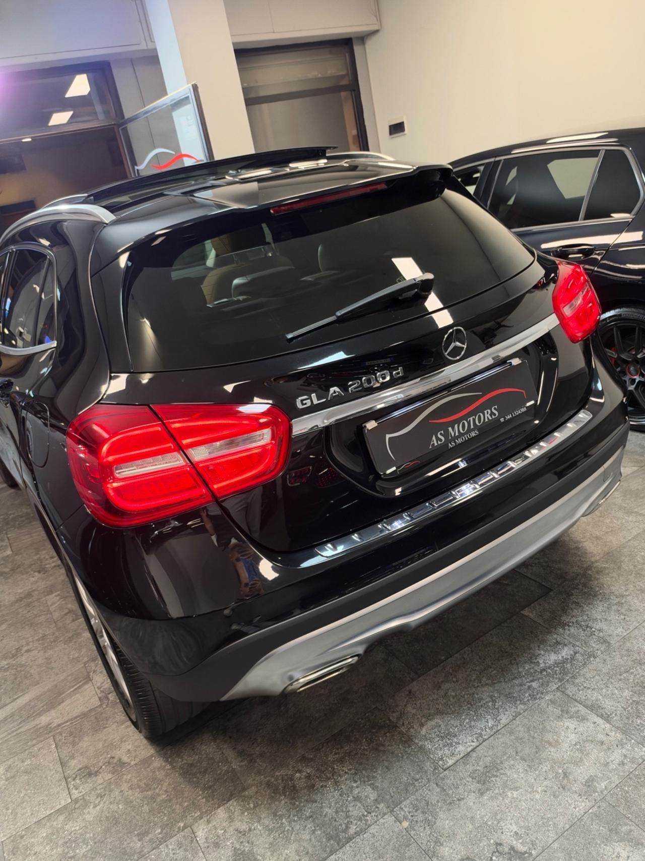 Mercedes-benz GLA 200 d Sport Tetto apribile