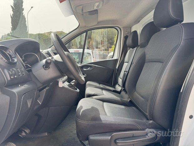 Renault Trafic 2.0 dCi 120CV Furgone anno 2020 SOL