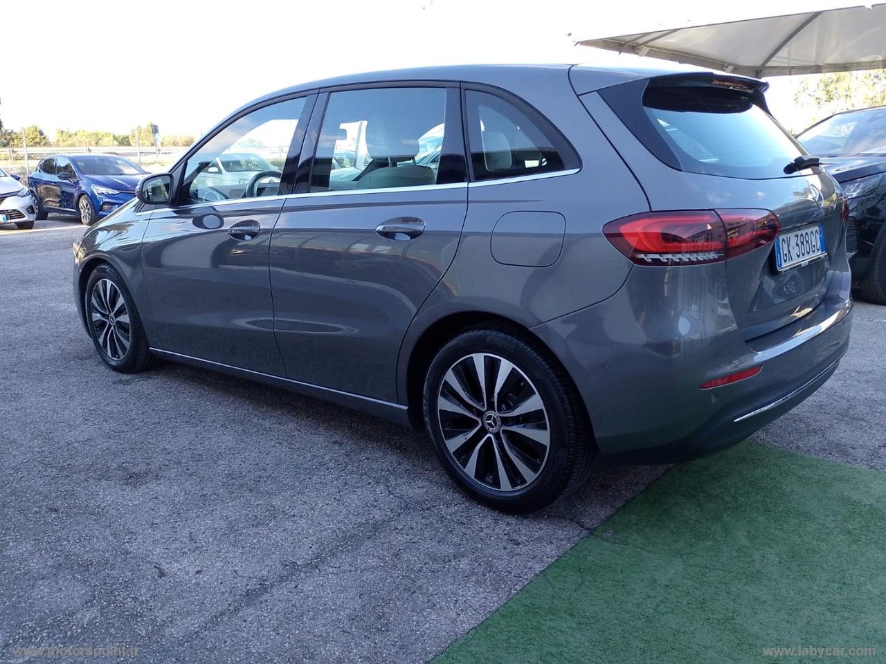 MERCEDES-BENZ B 180 d Automatic Business Extra