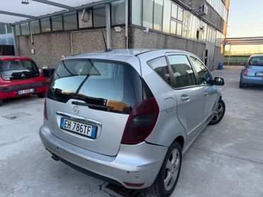 MERCEDES A180 CDI AVANGARDE EURO5