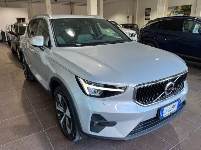 VOLVO XC40 T2 aut. SOLO 2700KM