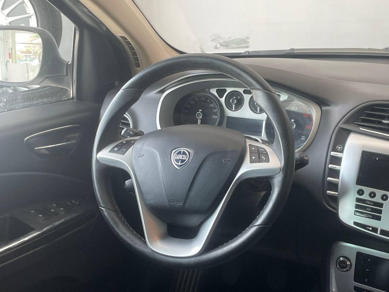 LANCIA DELTA - 1.6 | 120 CV - KM REALI