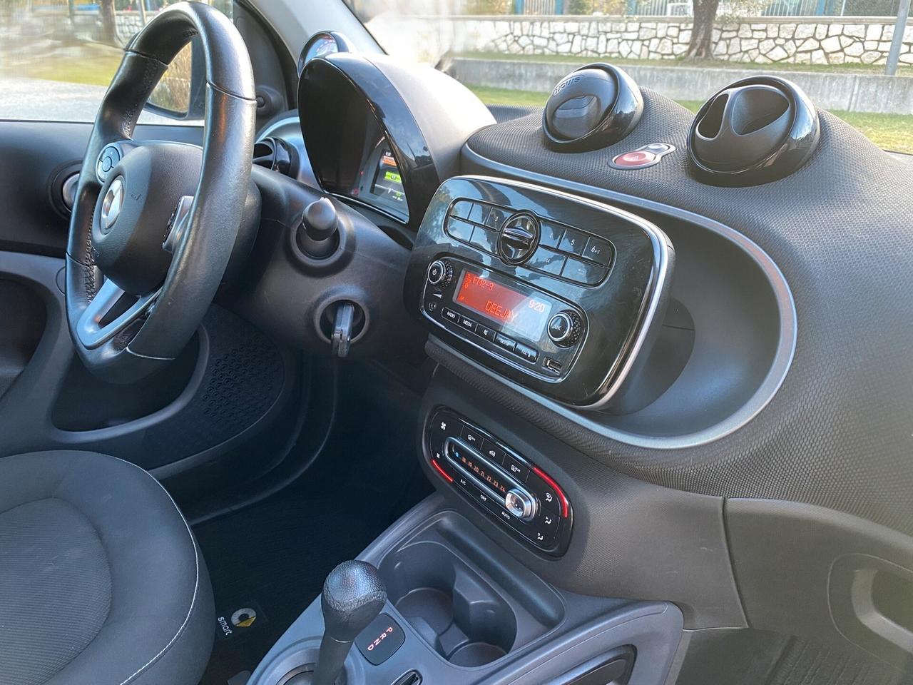 Smart ForTwo EQ Passion >un fruscio come il vento ...