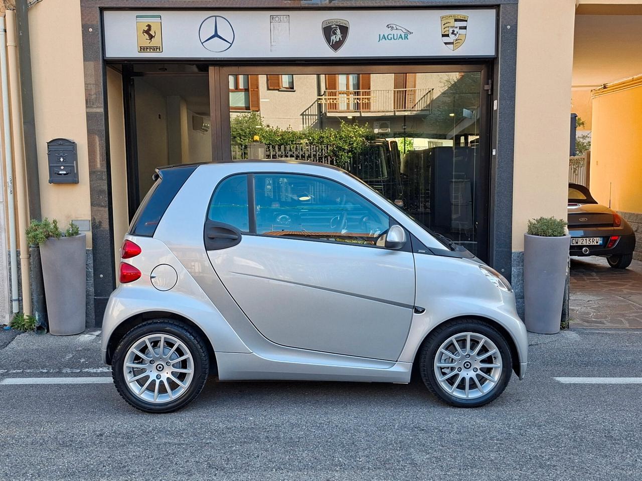Smart ForTwo 1.0 71cv MHD coupé passion SERVOSTERZO km 57.446