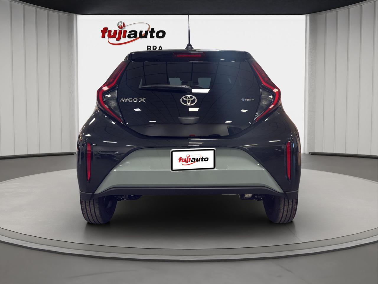 Toyota Aygo X 1.5 hybrid Icon e-cvt