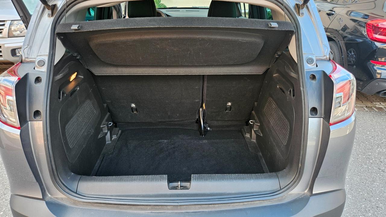 Opel Crossland 1.2 81CV NAVY-CARPLAY