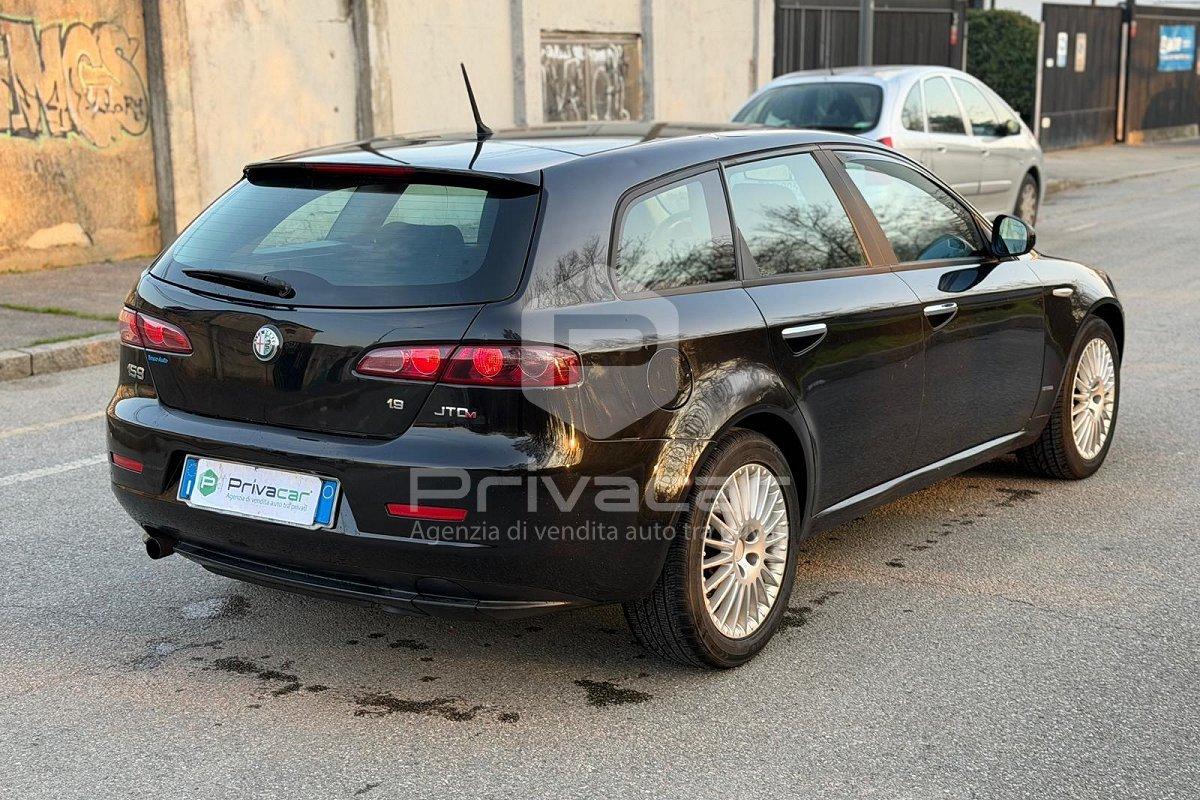 ALFA ROMEO 159 1.9 JTDm 16V Sportwagon TI