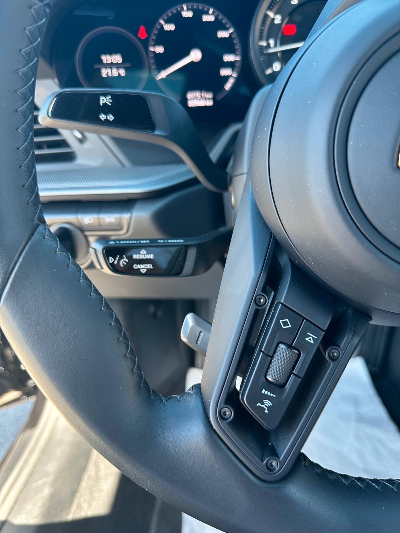 Porsche 911 992 Carrera/bellissima/tetto/bose/scarico/chrono