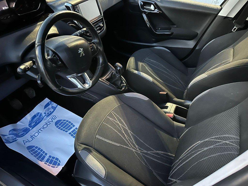 PEUGEOT 208 1.4 8V HDi 68CV 5p. Allure