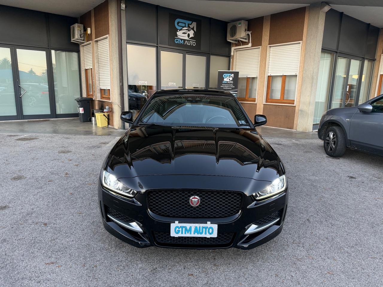 Jaguar XE 2.0 D Turbo aut. R-Sport