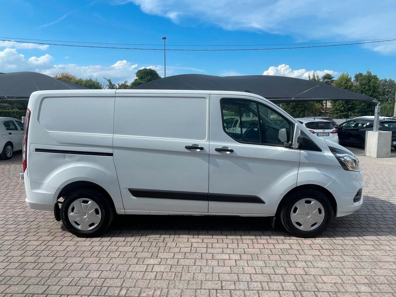Ford Transit Custom 320 2.0 EcoBlue Hybrid 130 PC Furgone Trend