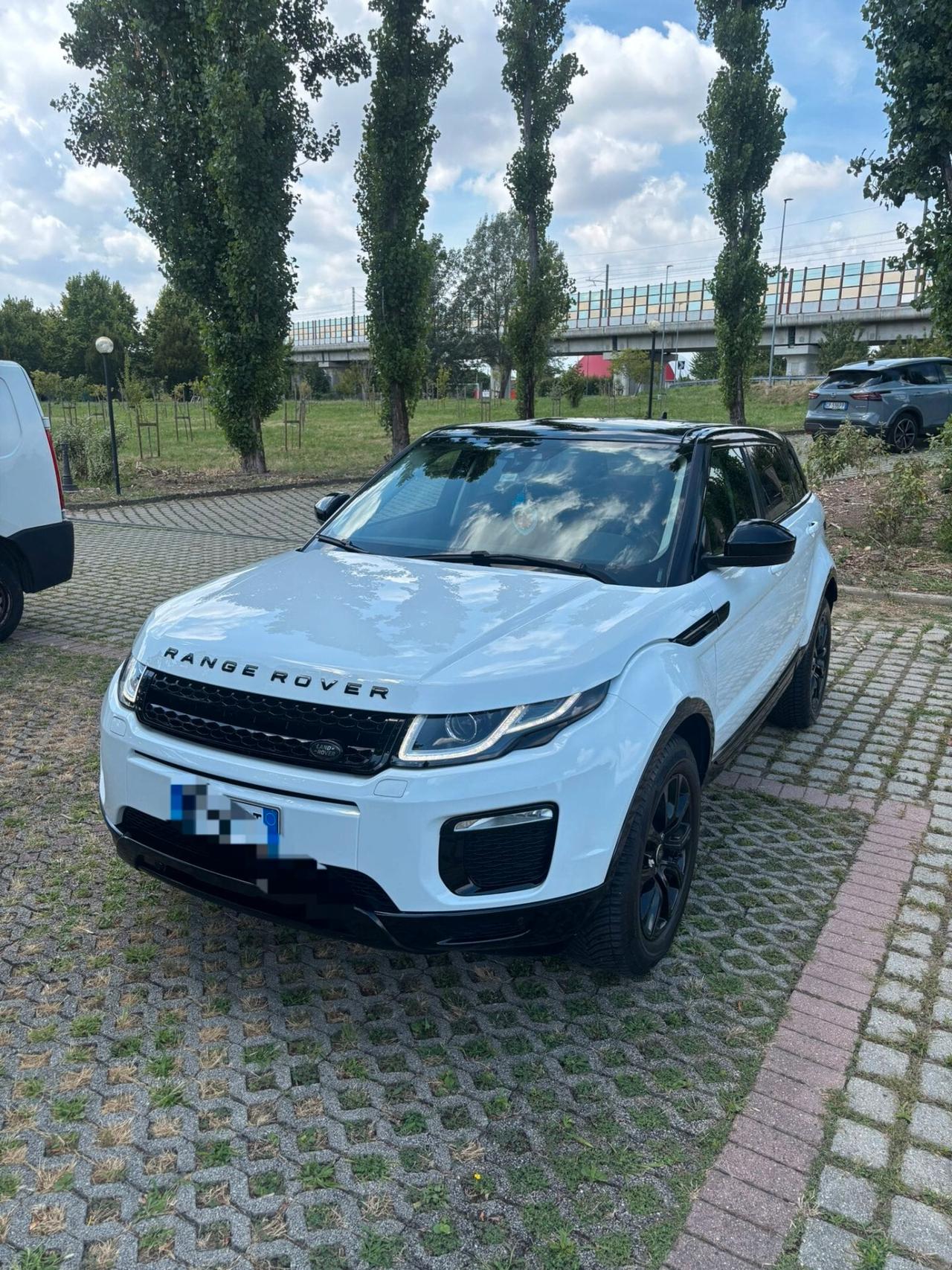 Land Rover Range Evoque 2.0 TD4 150 CV 5p. SE Dynamic