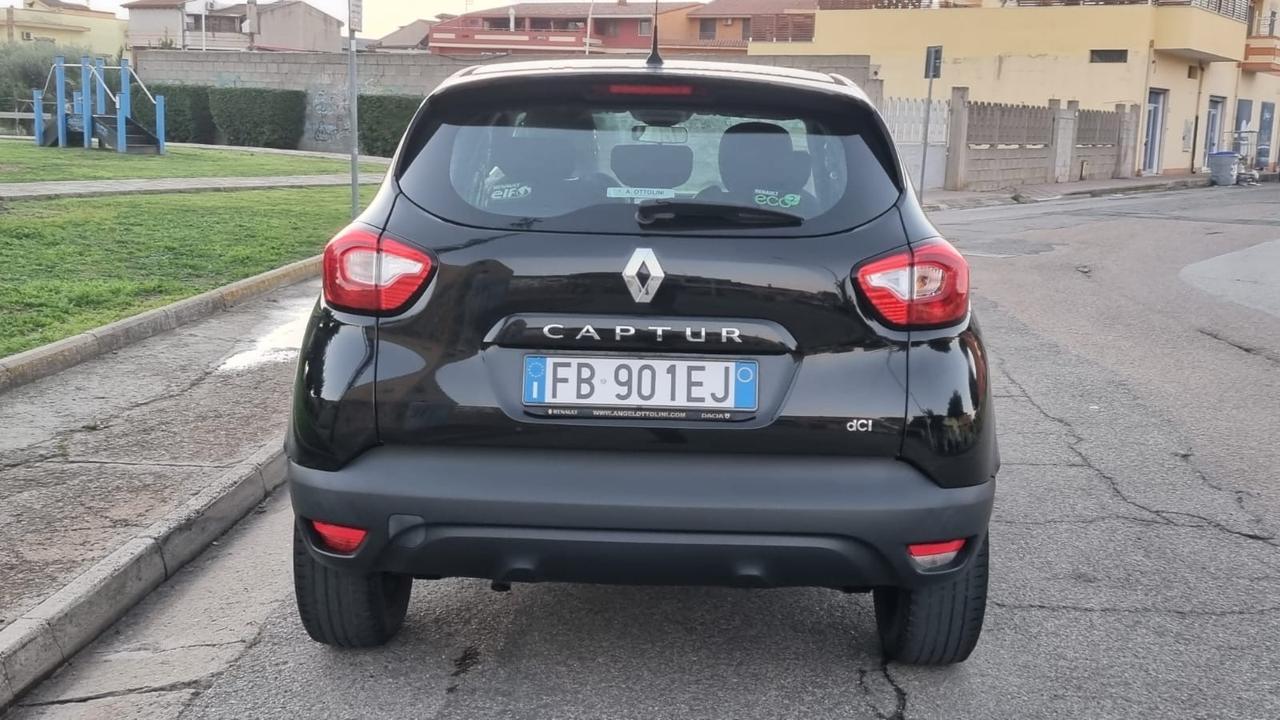 Renault Captur dCi 8V 90 CV EDC Start&Stop Energy Iconic