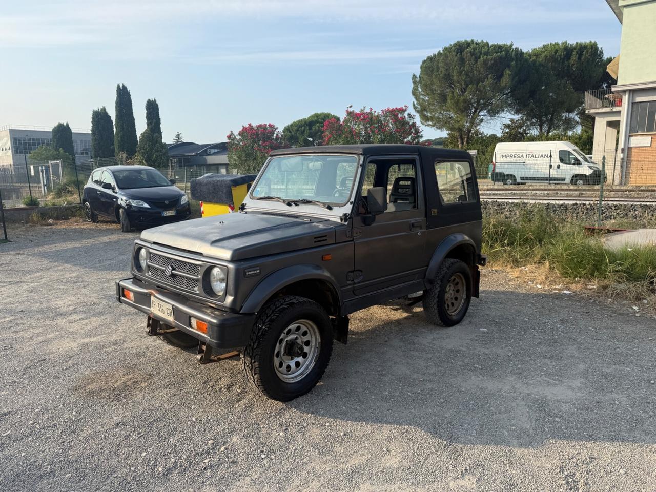 Suzuki SJ Samurai 1.3i cat Cabriolet De Luxe