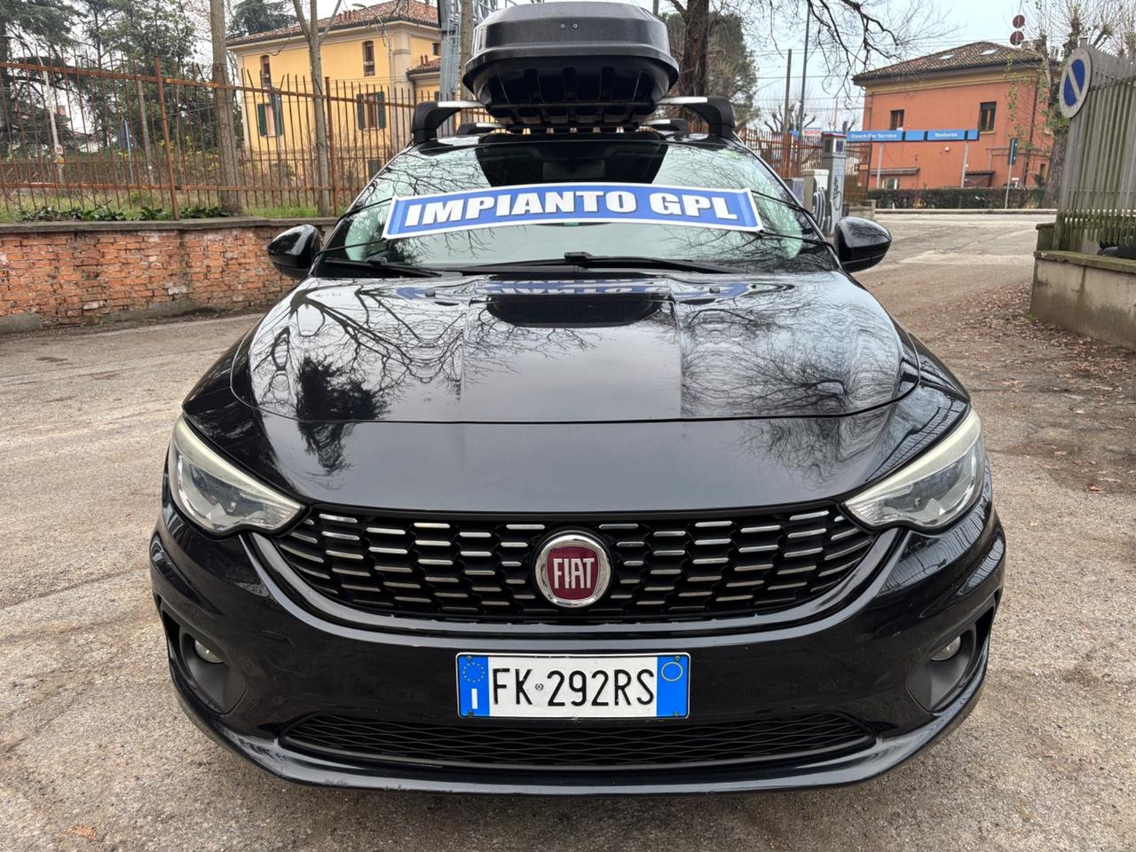 Fiat Tipo 1.4 T-Jet 120CV GPL 4 porte Easy