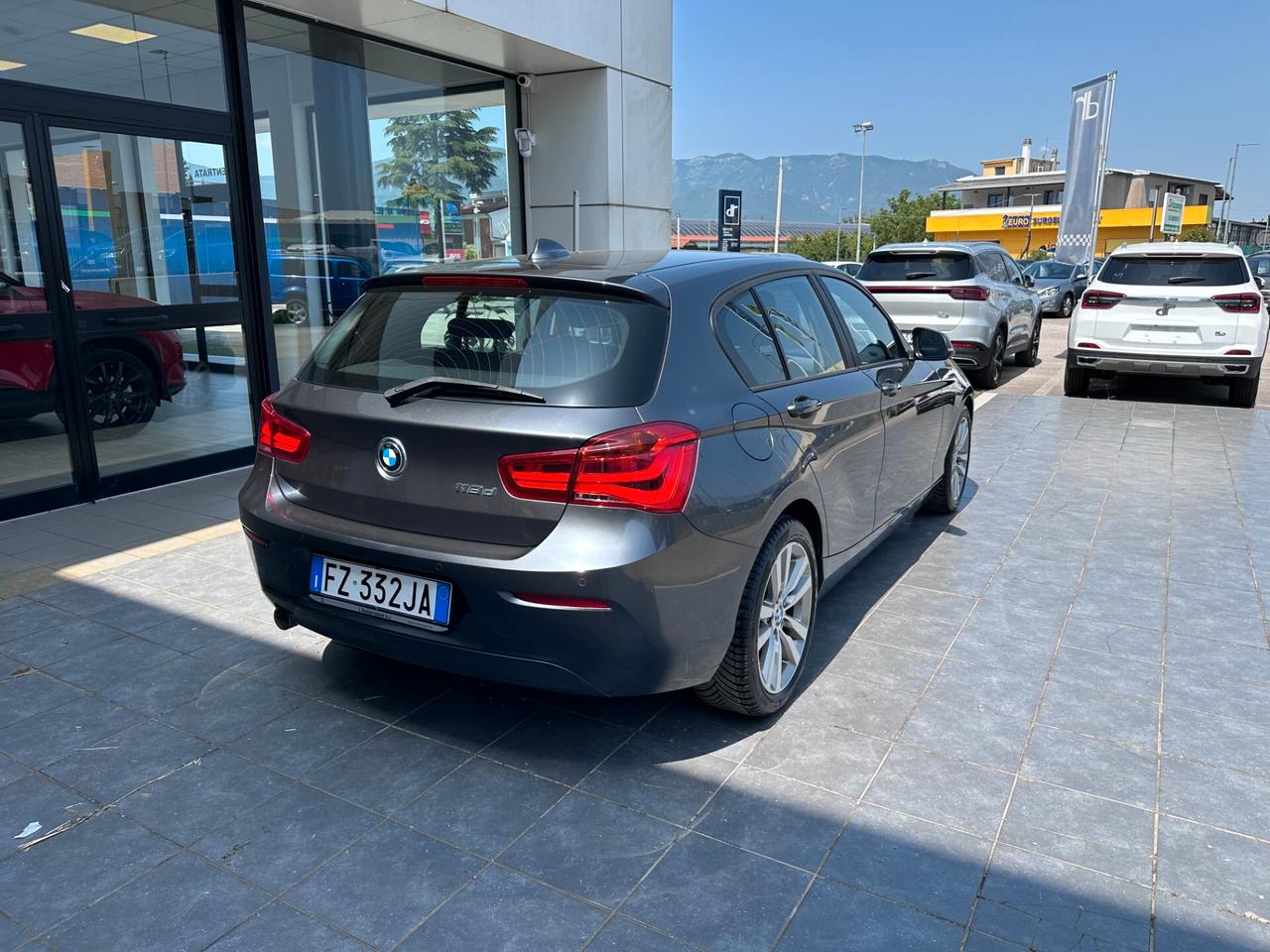 Bmw 118 118d 5p. Urban