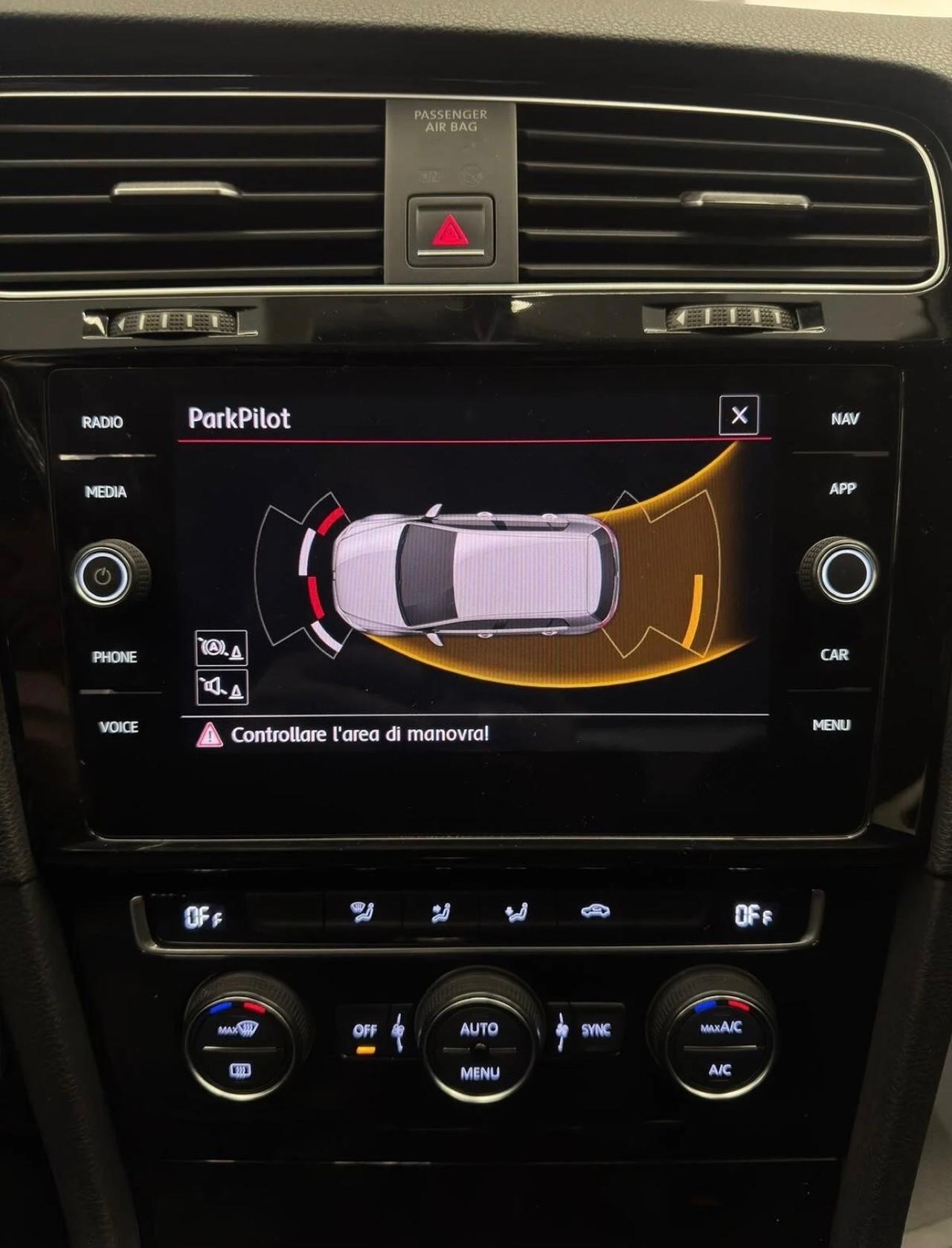 Volkswagen Golf 7.5 1.6 TDI 115 CV 5p. COCKPIT - 2018