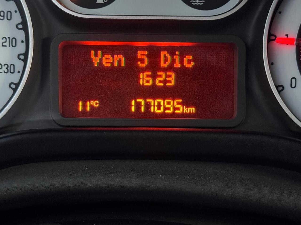 Fiat 500L 1.6 Multijet 105 CV Trekking