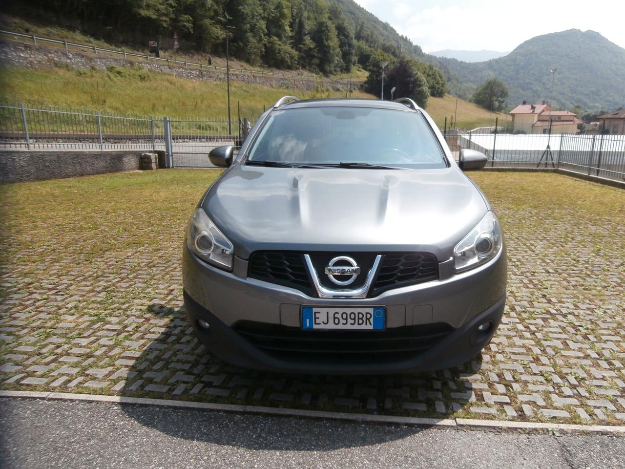 Nissan Qashqai 2 1.5 dCi DPF Tekna 7posti