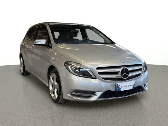 MERCEDES-BENZ B 180 Premium - UNIPROPRIETARIO - Cam - Navi