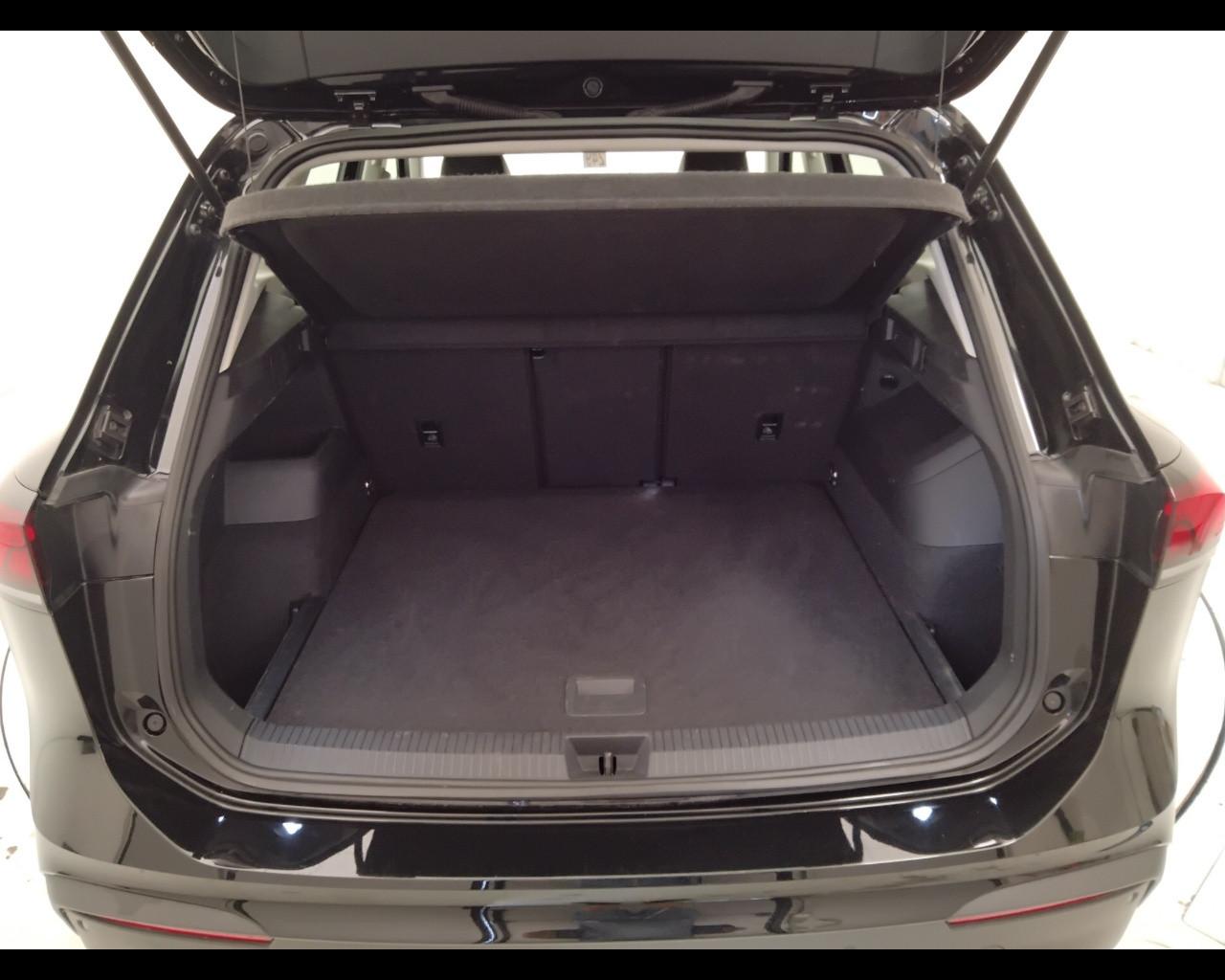 VOLKSWAGEN Tiguan III 2024 - Tiguan 2.0 tdi Life 150cv dsg