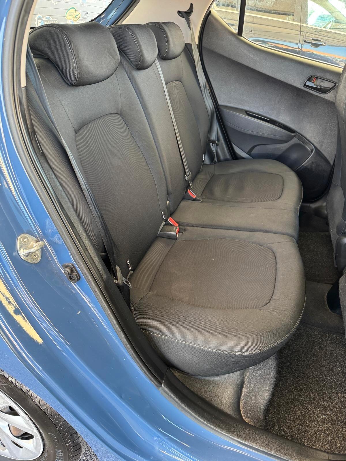 Hyundai i10 1.0 - 2017 - SOLO 60000KM