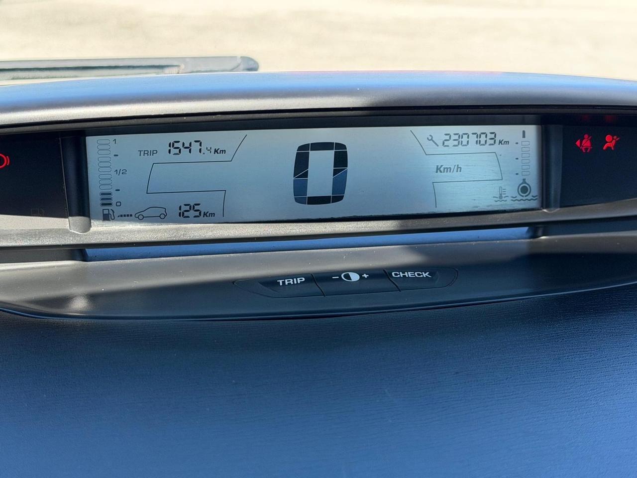 Citroen C4 1.6 HDi 90CV Elegance