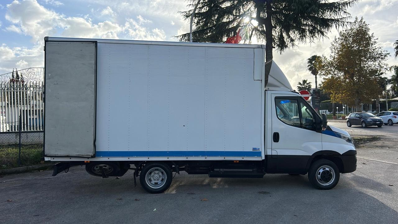 Iveco Daily 35NP 3.0 cc 140 cv 2019