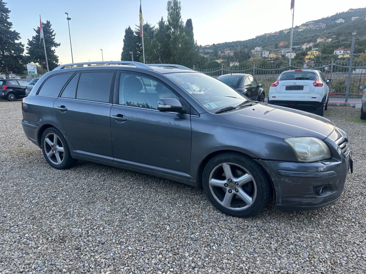 Toyota Avensis 2.2 D-4D 16V Station Wagon