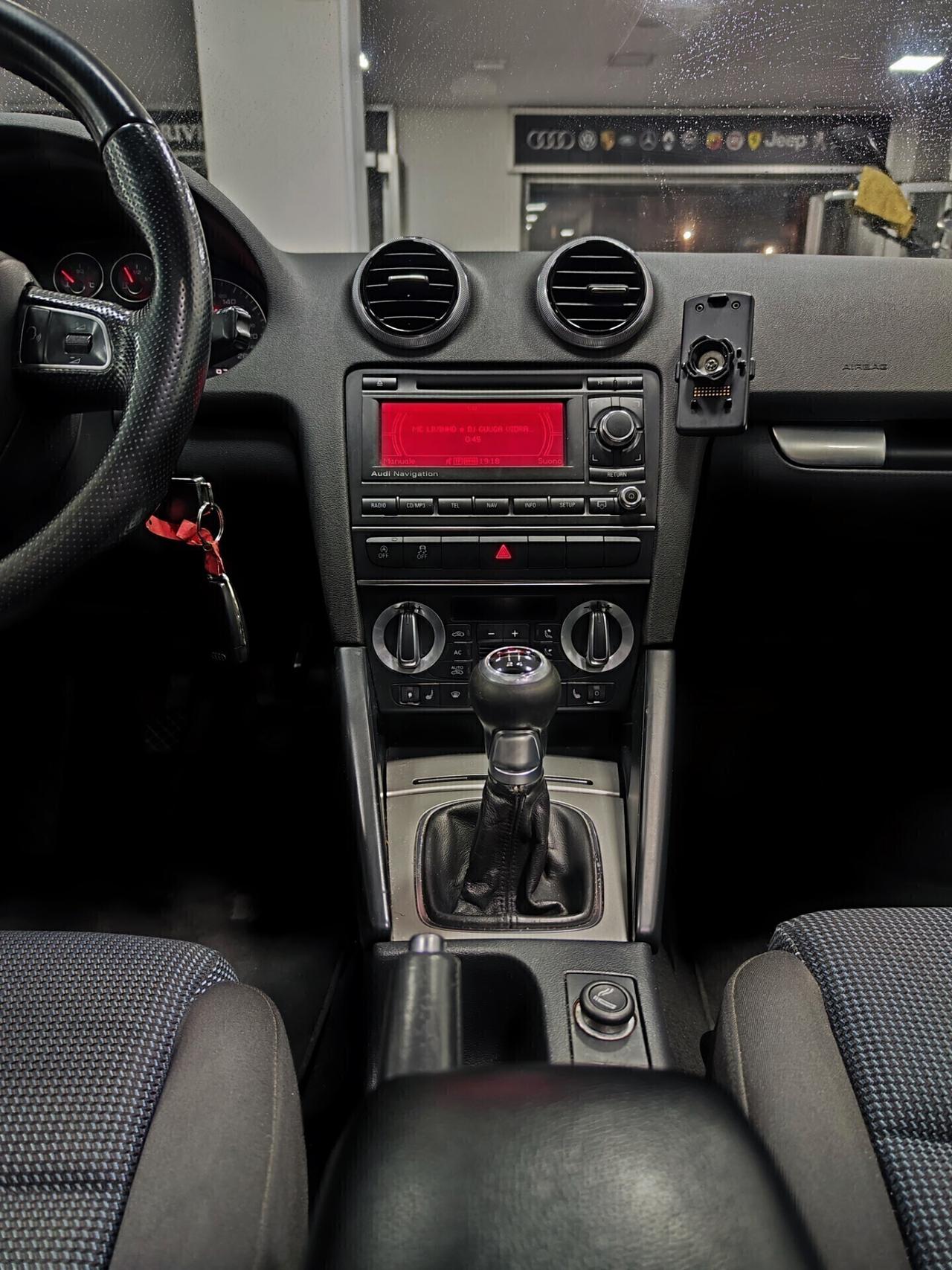 Audi A3 SPB 1.6 TDI 105 CV Ambition UNICO PROPRIETARIO