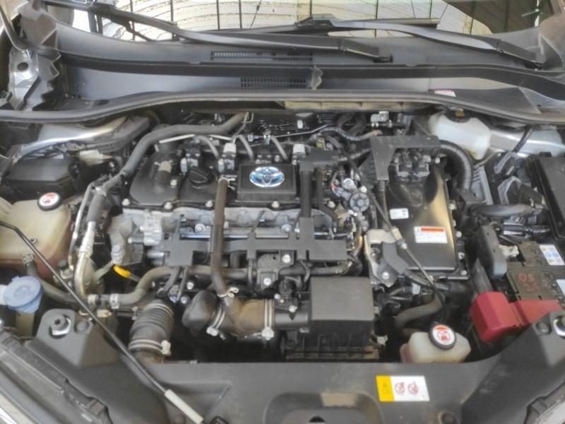Toyota C-HR 1.8h Lounge 2wd e-cvt my18