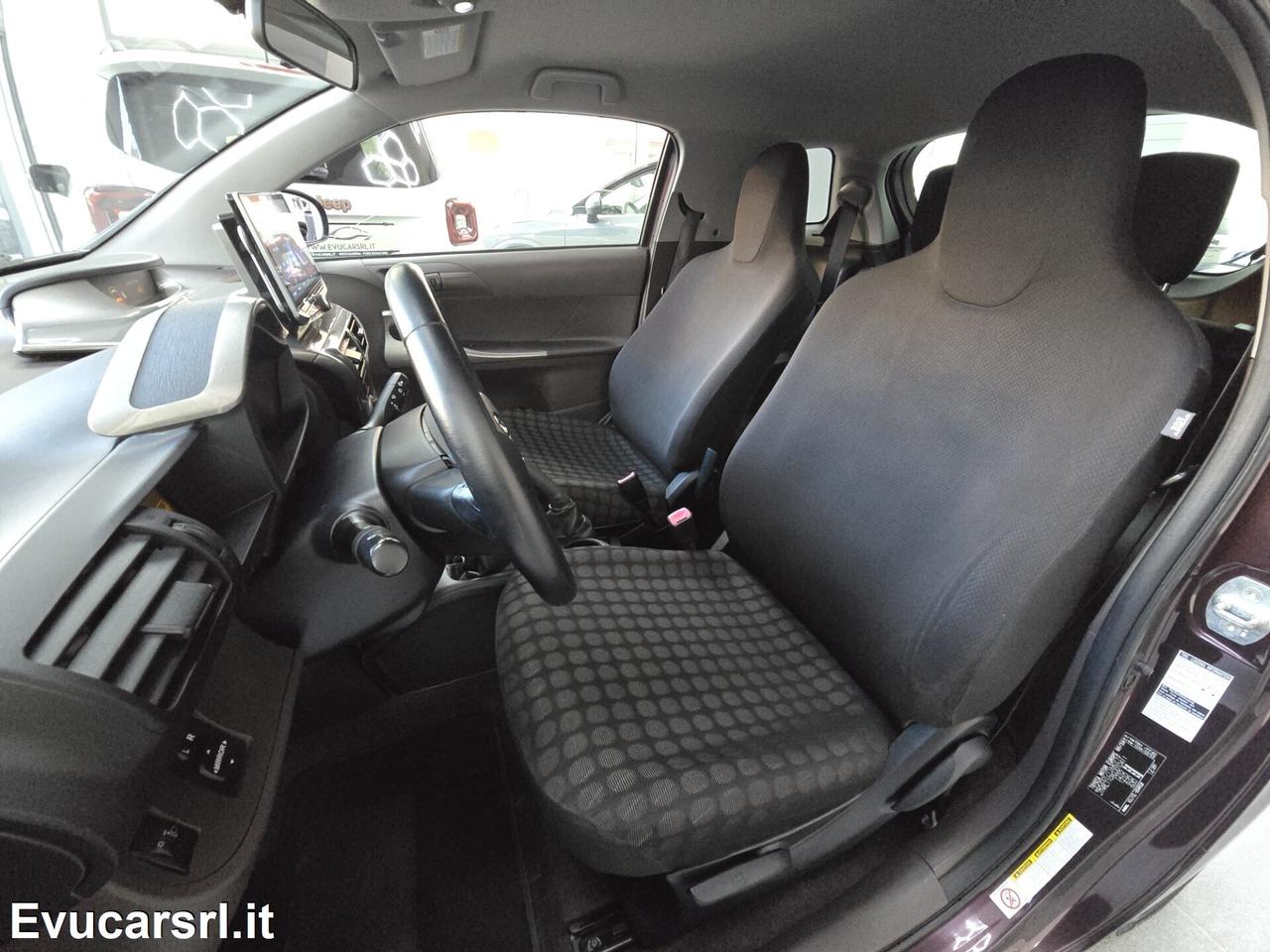 Toyota iQ 1.0