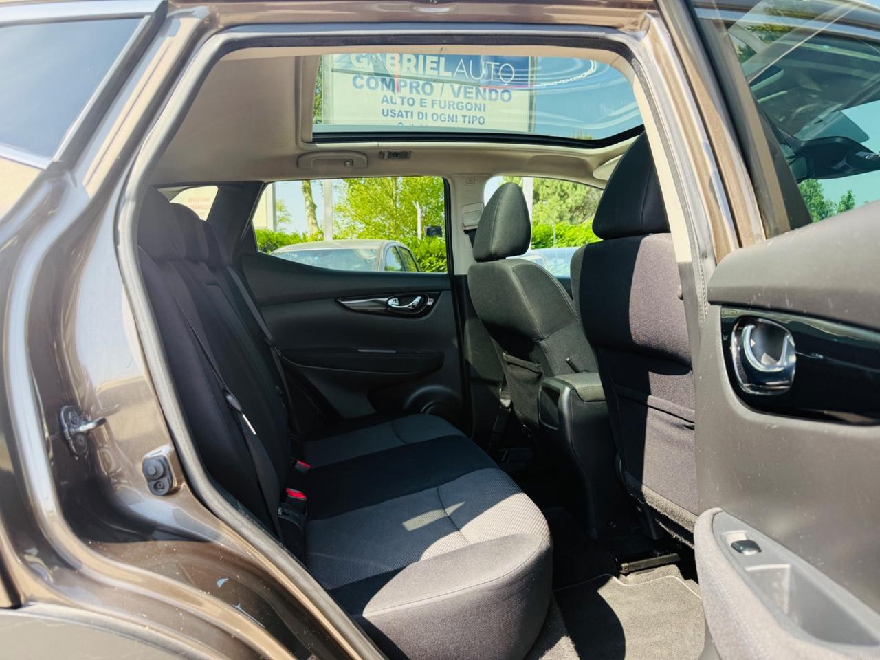 Nissan Qashqai 1.5 dCi Tekna