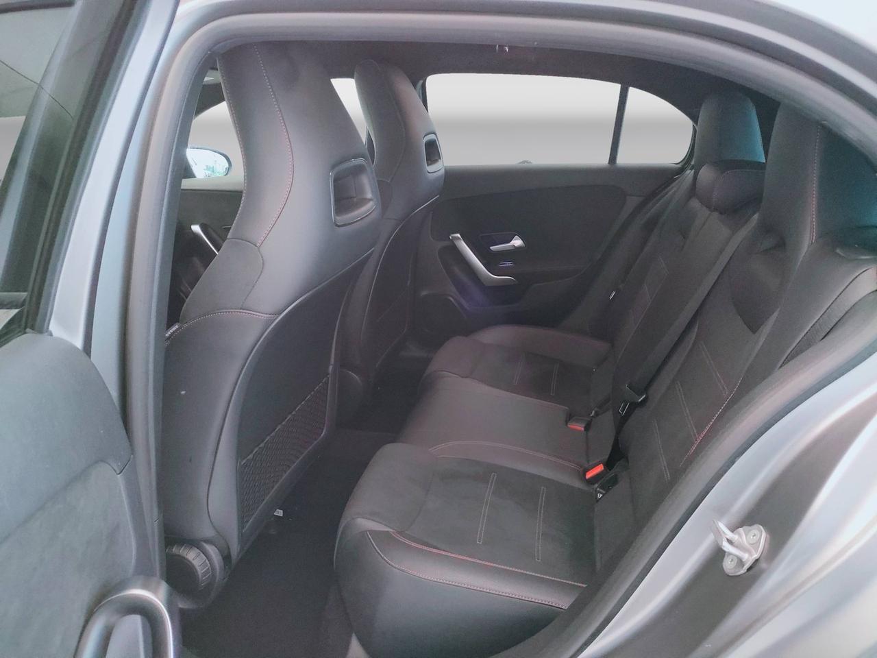 Mercedes-Benz Classe A - W177 2018 - A 200 d Premium auto