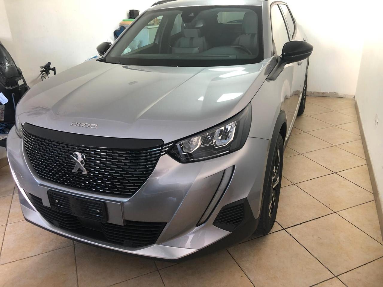 Peugeot 2008 PureTech 100 S&S Allure
