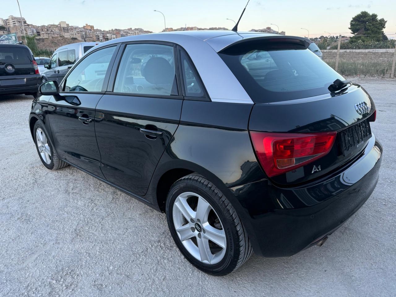 Audi A1 SPB 1.6 TDI 105 cv Ambition 2014