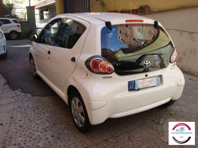TOYOTA - Aygo - 12V VVT-i 5 porte Now Connect