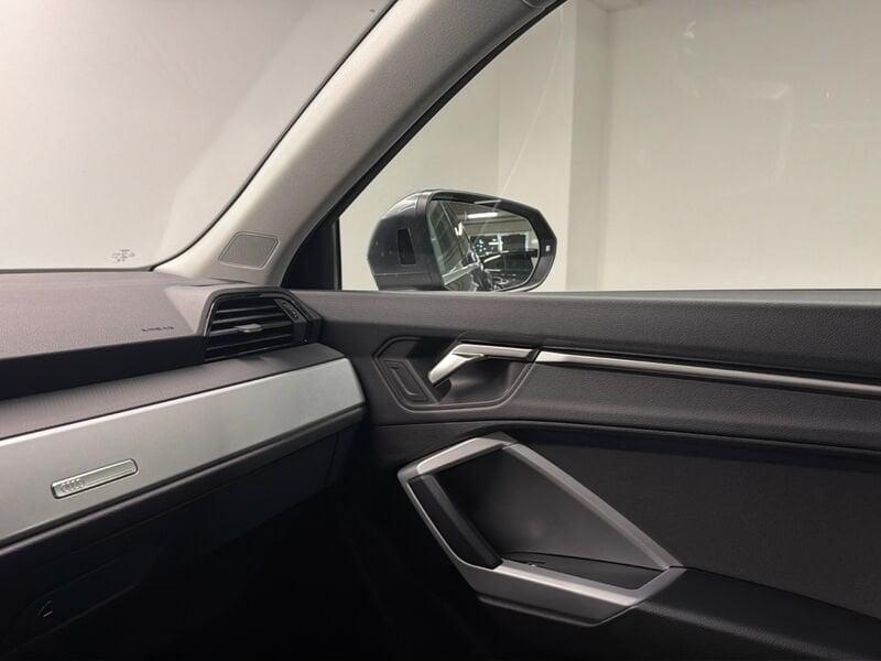 Audi Q3 Audi Sportback S line edition 45 TFSI e 180(245) kW(CV) S tronic