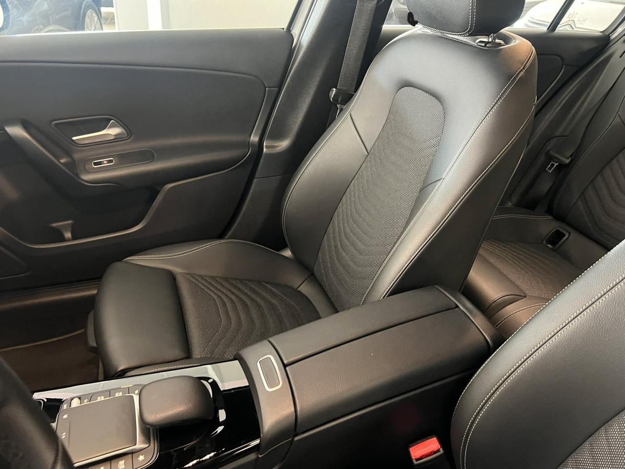 Mercedes-benz A 180 A 180 d Automatic Sport