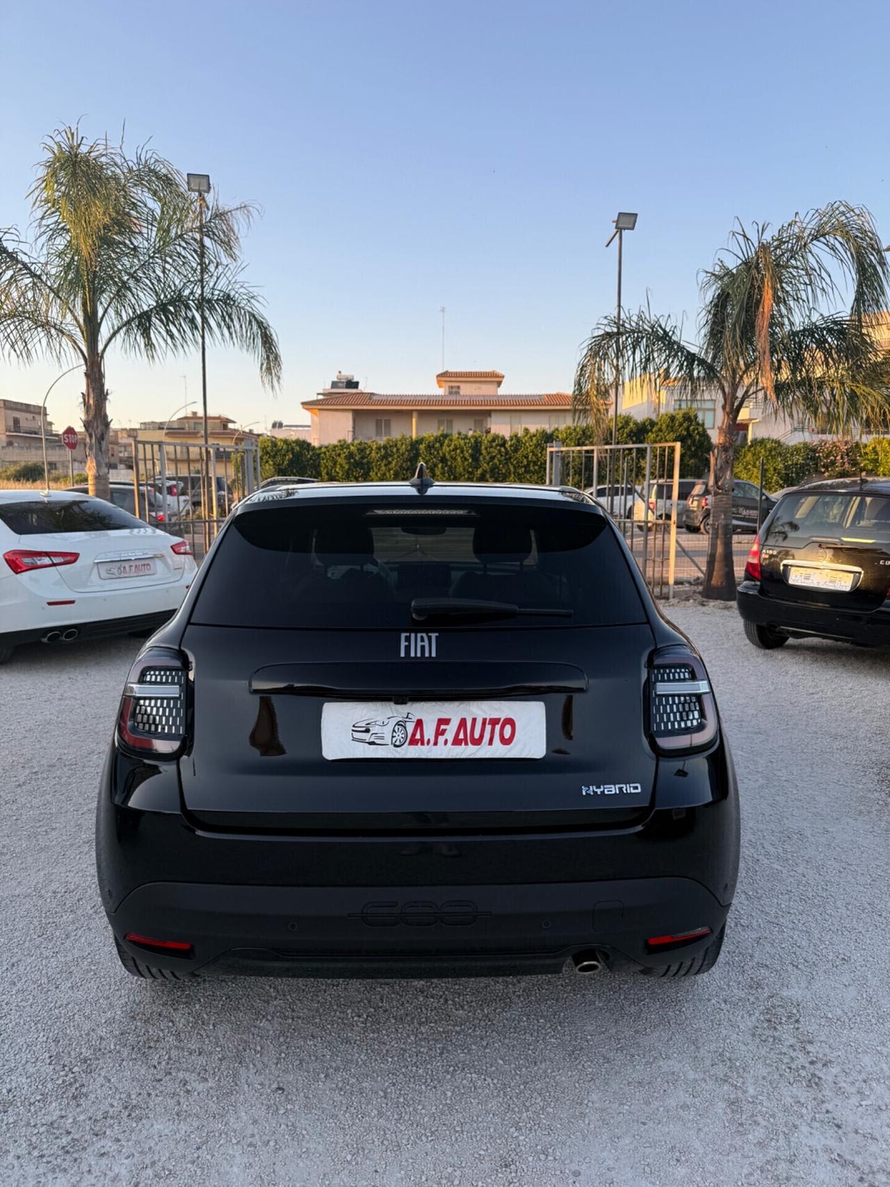 Fiat 600 Hybrid 110 CV DCT MHEV La Prima