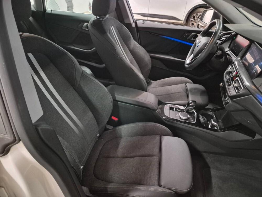 BMW 218i GRAN COUPE 136CV STEPTRONIC BUSINESS DESIGN ( FARI LED - BMW DIGITAL COCKPIT - AMBIENT LIGHTS - SPORT INTERIOR - CRUISE - NAVI - MIRROR - PARK ASSISTANT - TELECAMERA POST. - CERCHI 17 )