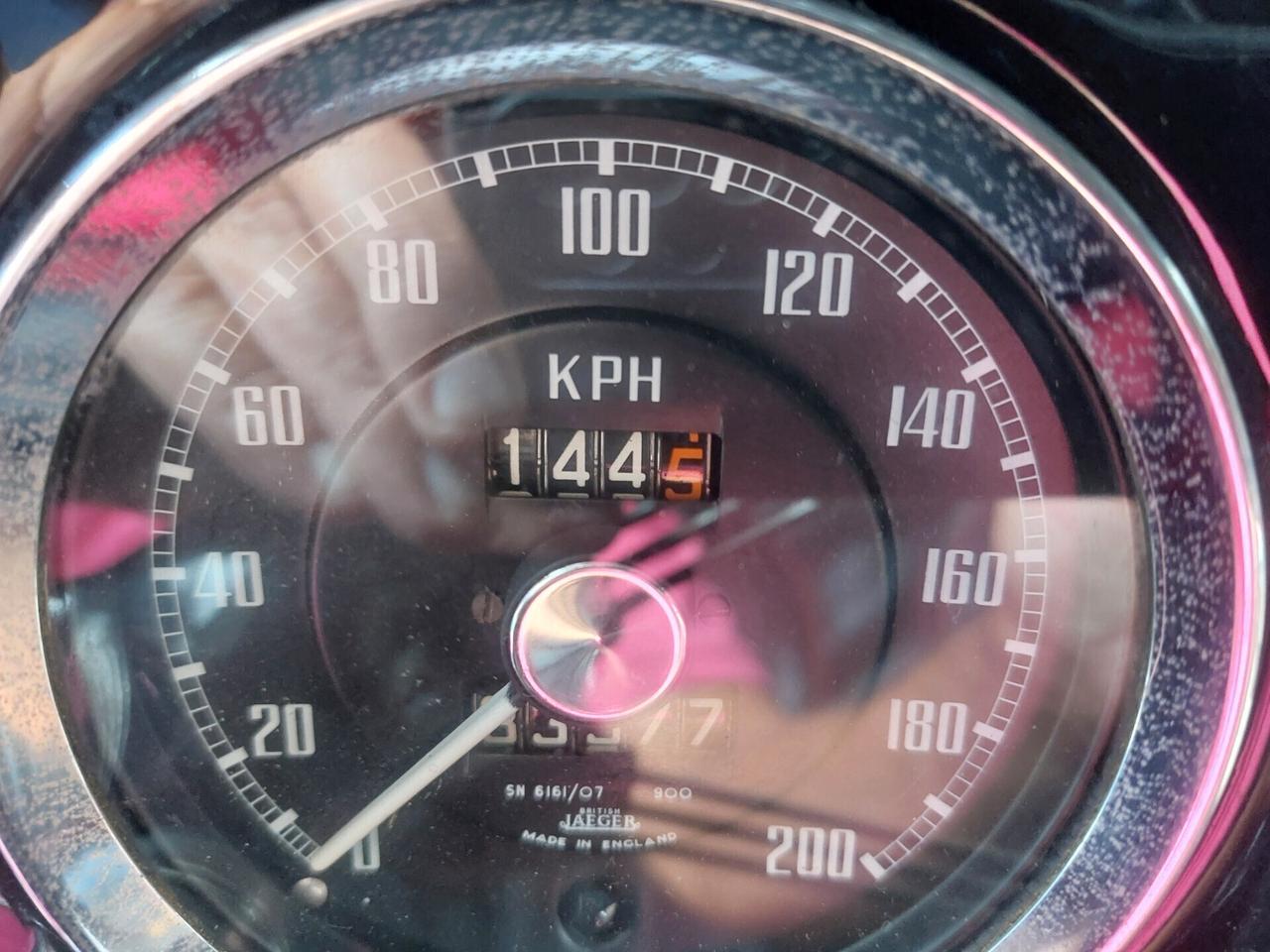 Mg a 1600 ASI