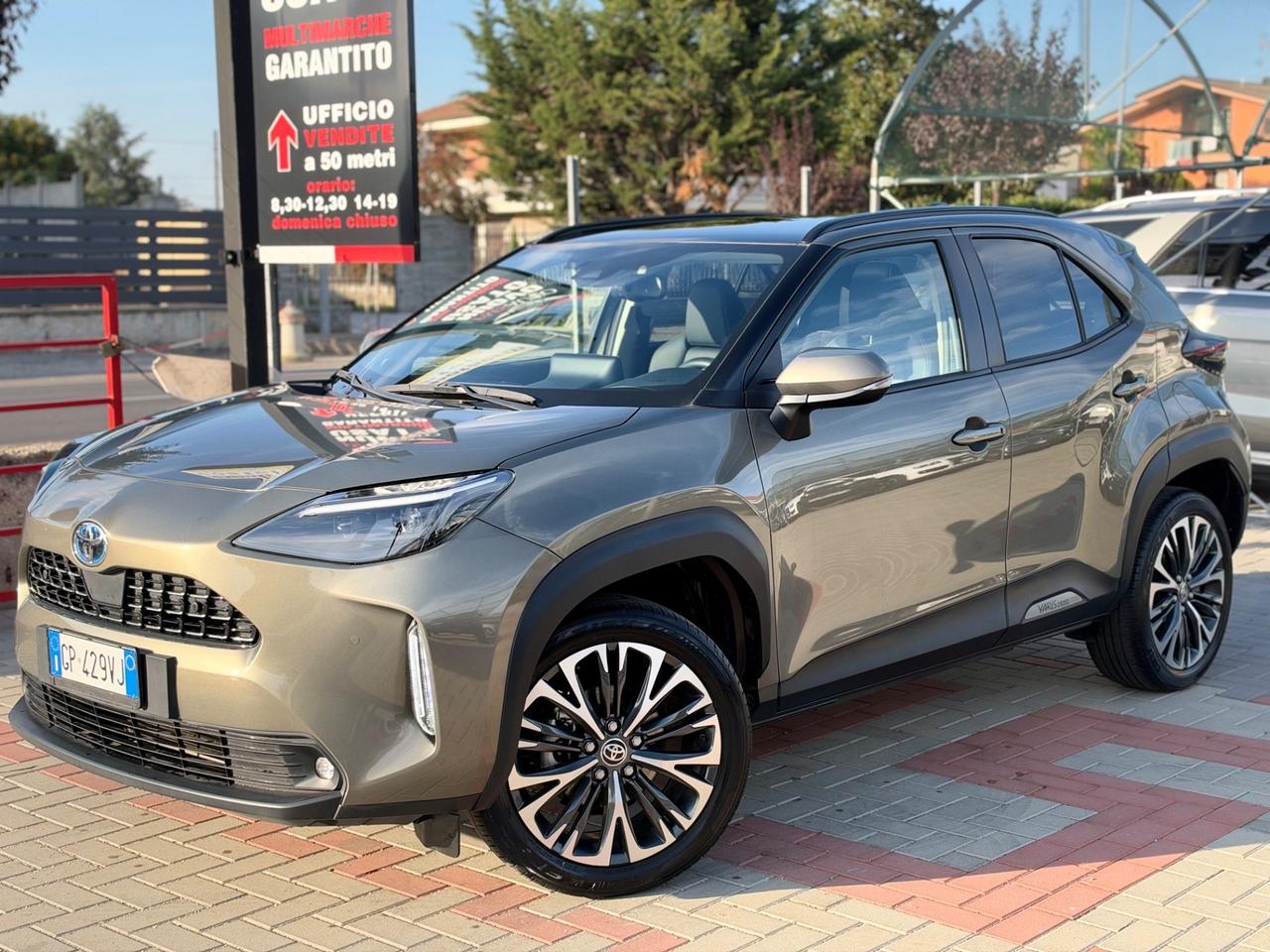 Toyota Yaris Cross 1.5 Hybrid 5p. E-CVT AWD-i Lounge