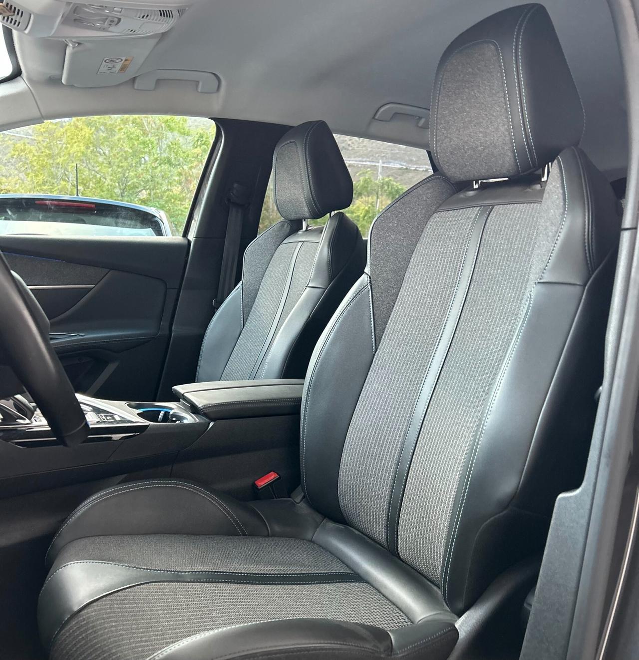 Peugeot 3008 BlueHDi 130 S&S EAT8 Allure
