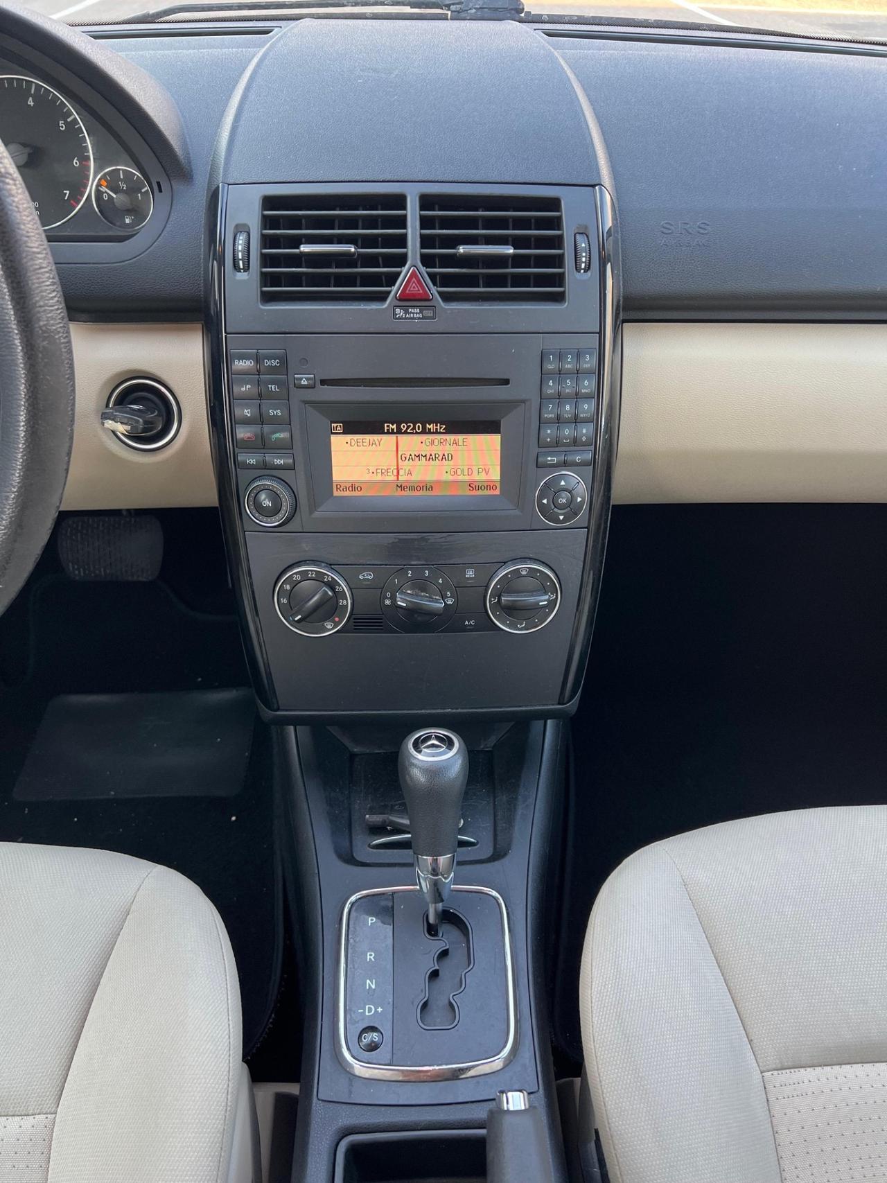 Mercedes-benz A 160 AUTOMATIC Executive