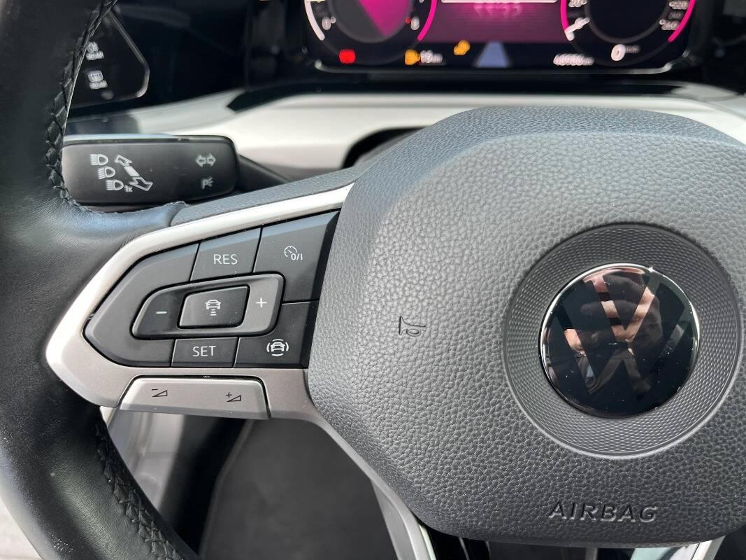 Volkswagen Golf 1.0 tsi evo Life 110cv