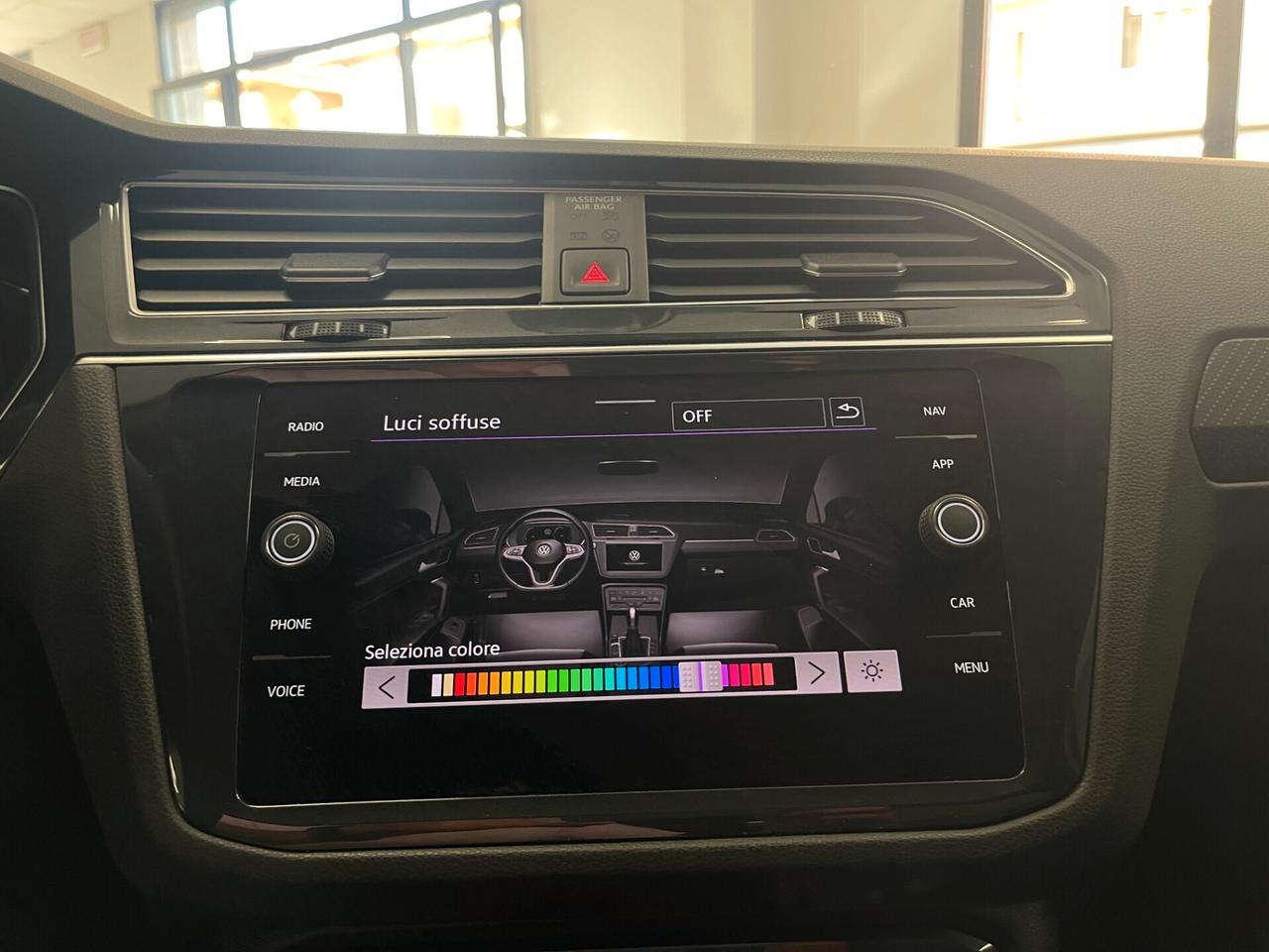 Volkswagen Tiguan 2.0 TDI 150cv SCR DSG R-Line